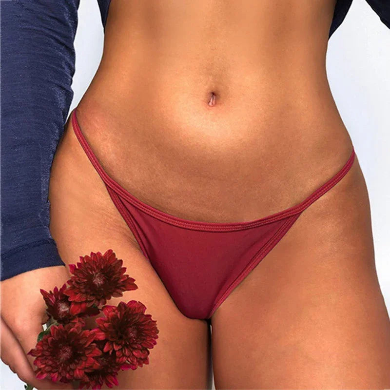 Floral Lace Low-Rise G-String Panties